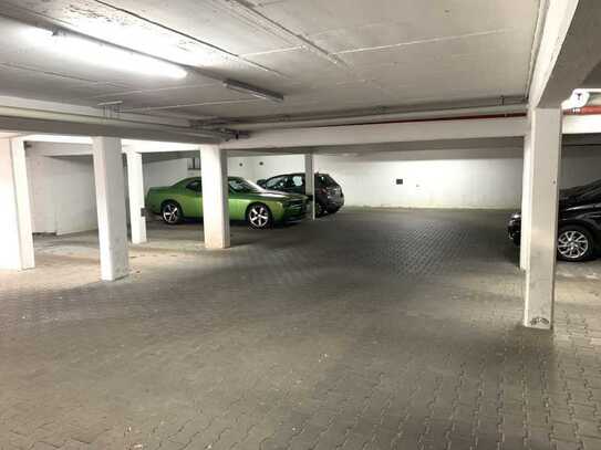 Tiefgaragenstellplätze in Nähe des UNI-Centers / RUHR-UNI