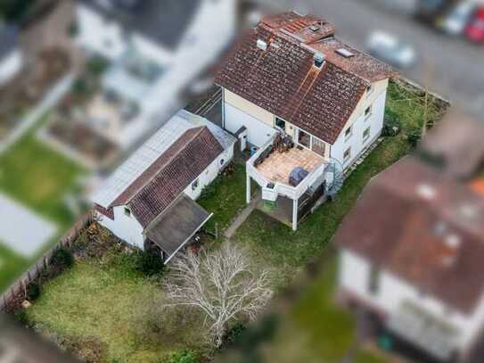 Gepflegtes 2-3 Familienhaus mit großem Grundstück im Herzen von Trebur