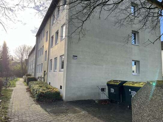 Helle 3 Zimmer-Wohnung mit Balkon