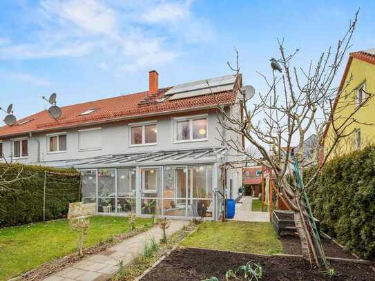 Ein Zuhause zum Wohlfühlen – Familienfreundliches Reihenhaus mit Wintergarten!