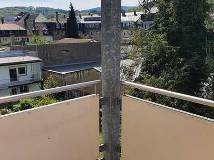 Renovierte 4-Zimmer-Wohnung mit Balkon in Baden-Baden-WESTSTADT