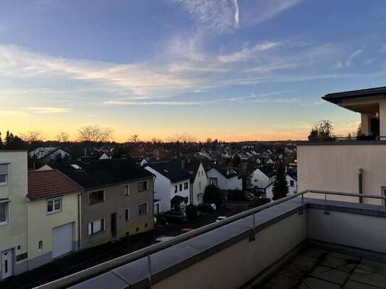 Traumhafte 2 Zimmer Wohnung mit Balkon und toller Aussicht