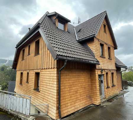 Besonders Schwarzwaldhaus mit Panoramablick in Schonach