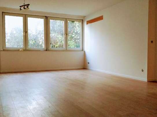 3 Zimmerwohnung am Strundepark / Fußbodenheizung / Balkon / Einbauküche.