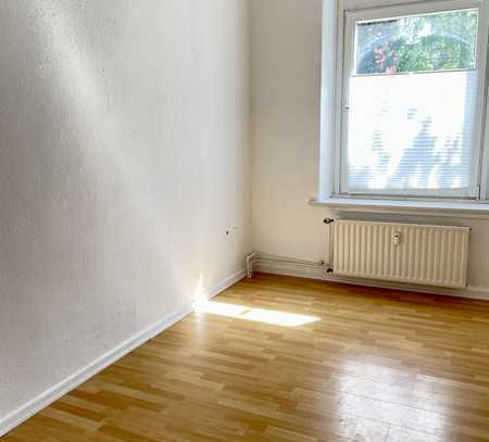 1-Zimmer - EG- Wohnung mit EBK in Herzen von Barmbek-Süd, Hamburg