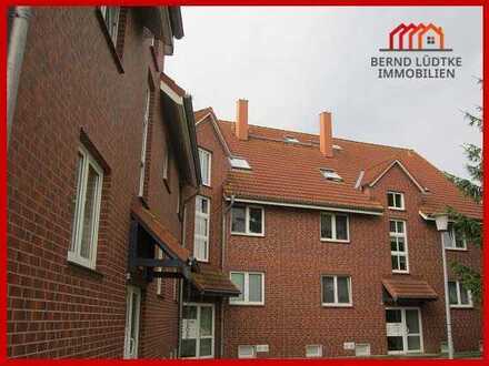 Schöne Dachgeschosswohnung mit Balkon!