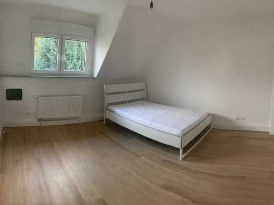 WG-Zimmer in zwei Zimmer Wohnung