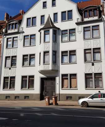 Renovierte großzügige 3-Zimmerwohnung mit Balkon (103.605)
