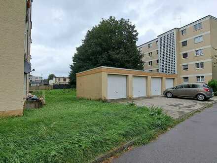 TOP Wohnung, kernsaniert mit 2 Zimmern, Küche, Diele, Bad