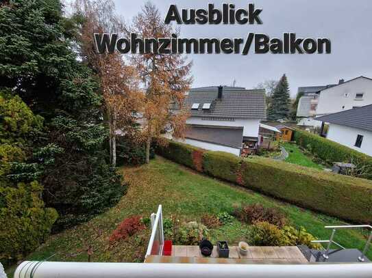 Grundsanierte, helle 3,5-Zimmerwohnung mit Balkon & neuer Einbauküche in zentraler Lage von Wehrheim