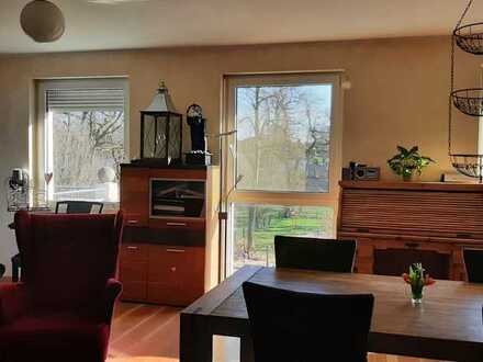 Stilvolle 4,5-Zimmer-Stadtvilla mit Balkon in Langenfeld mit Blick auf Volksgarten