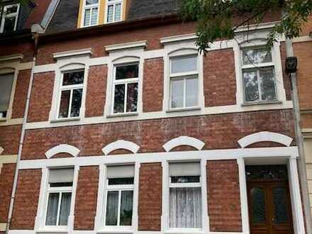 Freundliche 2-Zimmer-Wohnung mit großer Wohnküche und Dachterrasse in Bernburg