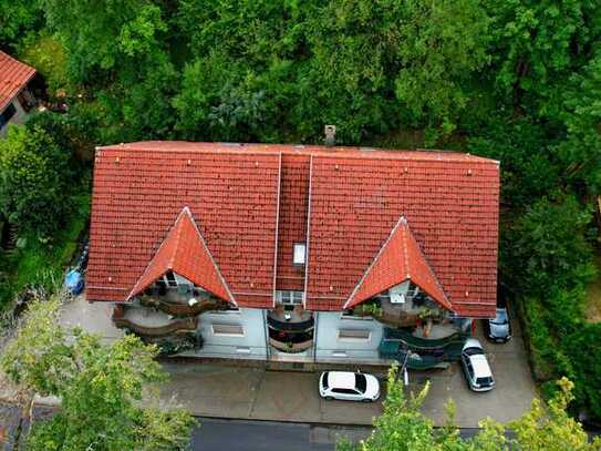 Vermietete Drei-Raum-Wohnung mit Balkon und Garage!