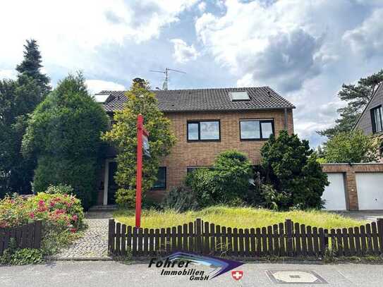 Zweifamilienhaus mit großem Garten In ruhiger Lage Meerbusch-Büderichs