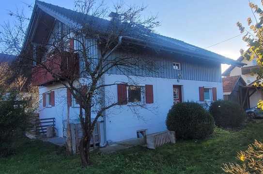 Modernisiertes Einfamilienhaus mit Nebengebäude auf gr. Grundstück in Kaltenberg Gde. Geltendorf