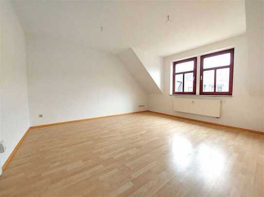 ** SCHLOßCHEMNITZ ** geräumige Dachgeschosswohnung **
