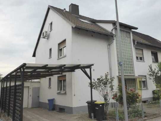 Preiswertes 9-Zimmer-Mehrfamilienhaus in Ludwigshafen am Rhein Gartenstadt