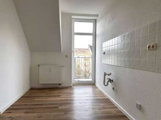 Helle Dachgeschosswohnung mit Charme