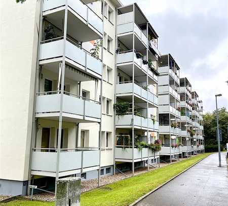 Schicke Wohnung mit EBK und geräumigem Balkon!