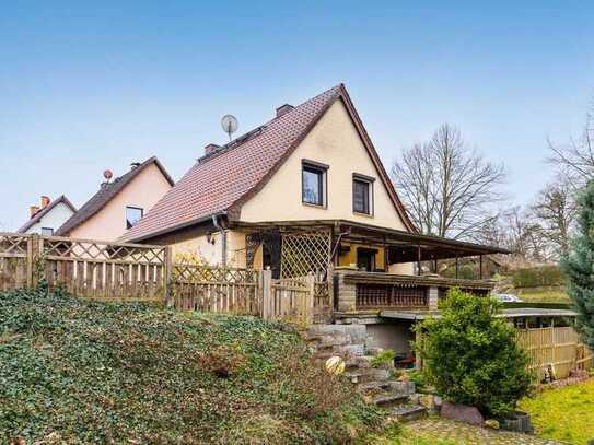 Einfamilienhaus in Waldsieversdorf - Keller, Einbauküche, Kamin, Tiefgarage, großer Garten u.v.m.