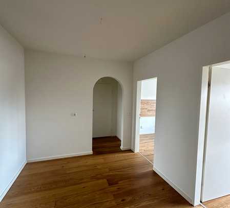 Kernsanierte 3 Zimmer Wohnung mit Balkon in Stein/ Nürnberg Kurzzeitmiete