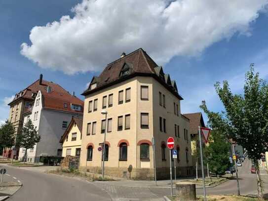 Modernisierte 3-Zimmer-Wohnung mit Einbauküche in Stuttgart Zuffenhausen