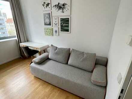 Furnished room in 120m2 premium shared flat in top location for rent (only 1 couple as flatmates)