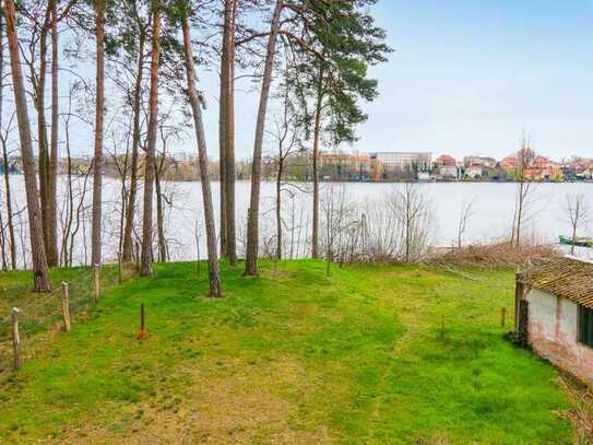 Direkt am Straussee, separater Seezugang! Bauträgerfreies & erschlossenes Grundstück in Strausberg