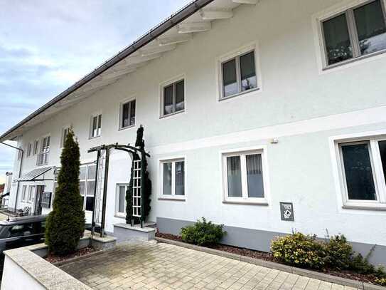 Helle 2-Zimmer-Erdgeschosswohnung mit großzügigem Raumgefühl in Aufkirchen - KEINE Terrasse/Garten