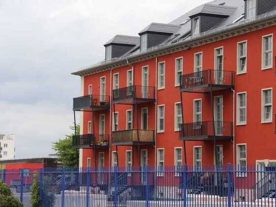 Wunderschöne 2-Raum-Maisonette-Wohnung mit gehobener Innenausstattung und Balkon in Mainz