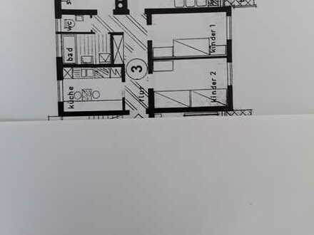 Helle 4-Raum-Wohnung mit Balkon und Einbauküche in Langenargen