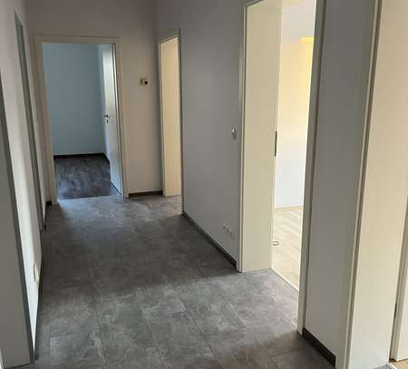 Helle, gepflegte 4 Zimmer Wohnung in Wald-Michelbach/Aschbach