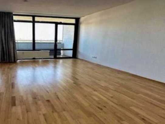 Exklusive, geräumige und modernisierte 1-Zimmer-Wohnung mit Balkon in Frankenthal