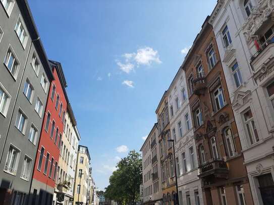 Charmante Altbauwohnung in denkmalgeschützem Haus im Frankenberger Viertel