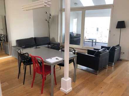 Wunderschöne Dachgeschoßwohnung mit Balkon + Loggia + Aufzug