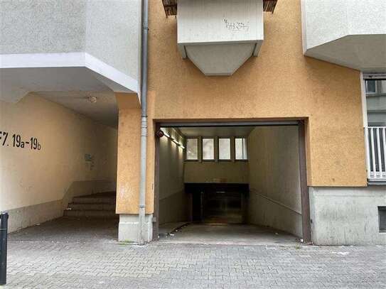 Tiefgaragenstellplatz F 7, 19-20, Nr. 41