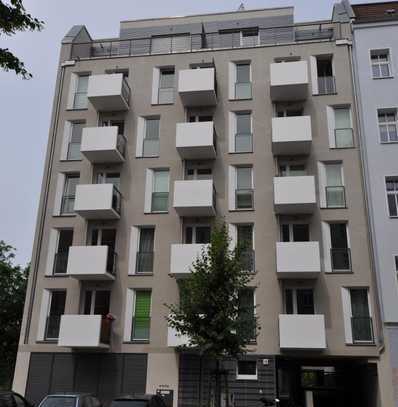 Mitten im Kiez! - Traum City-Wohnung mit Balkon u, Weitblick, 5. OG, Aufzug, sofort beziehbar