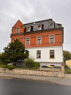 Ansprechende und gepflegte 2-Zimmer-Hochparterre-Wohnung in Radeberg