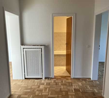 Schöne 2,5-Zimmer-Wohnung mit gehobener Innenausstattung in Duisburg-Walsum