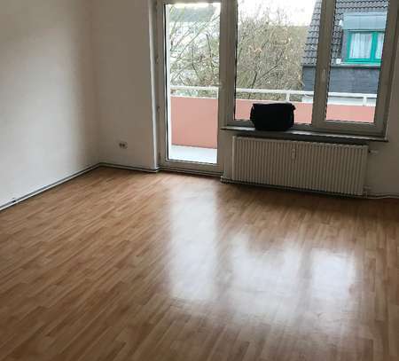 Wohnung in grüner, ruhiger Wohnanlage wird frei!