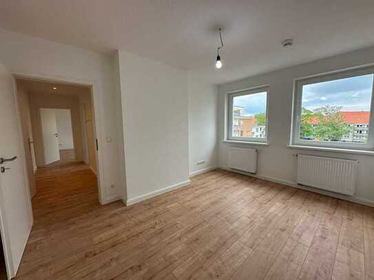 Erstbezug nach Sanierung! Schöne 2 Zimmer Wohnung in Stöcken