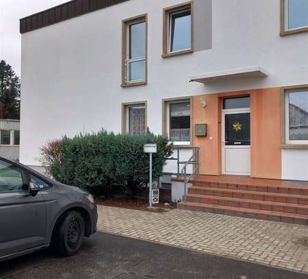 schöne 3 Raum Wohnung