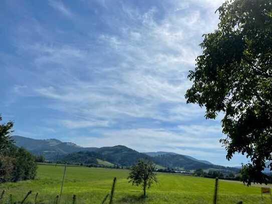 Freistehendes Grundstück mit Aussicht in Kirchzarten