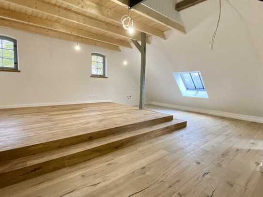 Außergewöhnliche Maisonettwohnung mit Gartennutzung!