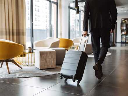 Moderner Hotelbetrieb mit hauseigenem Restaurant und großem Außenbereich