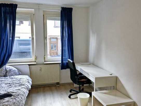 Ruhige Wohnung in S-Bahn Nähe