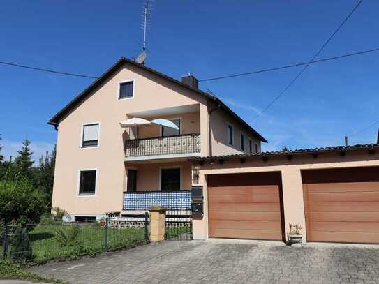 Schöne 3,5 Zimmer Wohnung mit großem Garten und Balkon (1.Obergeschoss)