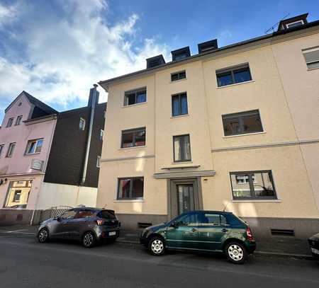 "EHRENSACHE..." Sanierte 3-Zimmer-Wohnung mit tollem Balkon in Herne-Süd!