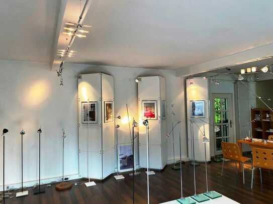 attraktive Ausstellungsräume mit 2 Büros