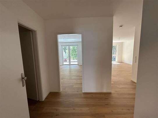 Neubau-Erstbezug! Riesengroße 2-Zimmer-Wohnung inkl. Einbauküche und Loggia